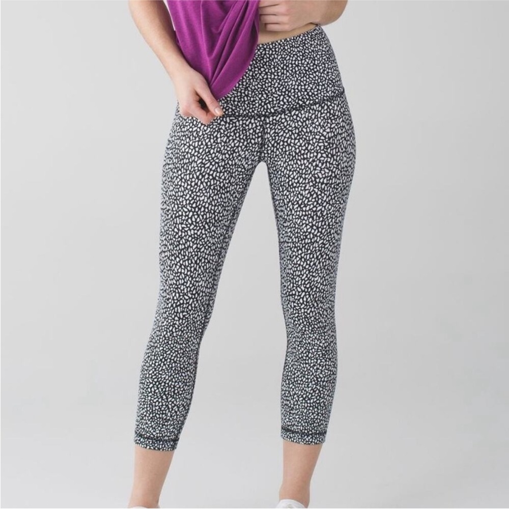 Lululemon Wunder Under Crop Hi Rise Pants Miss Mosaic Black White 4